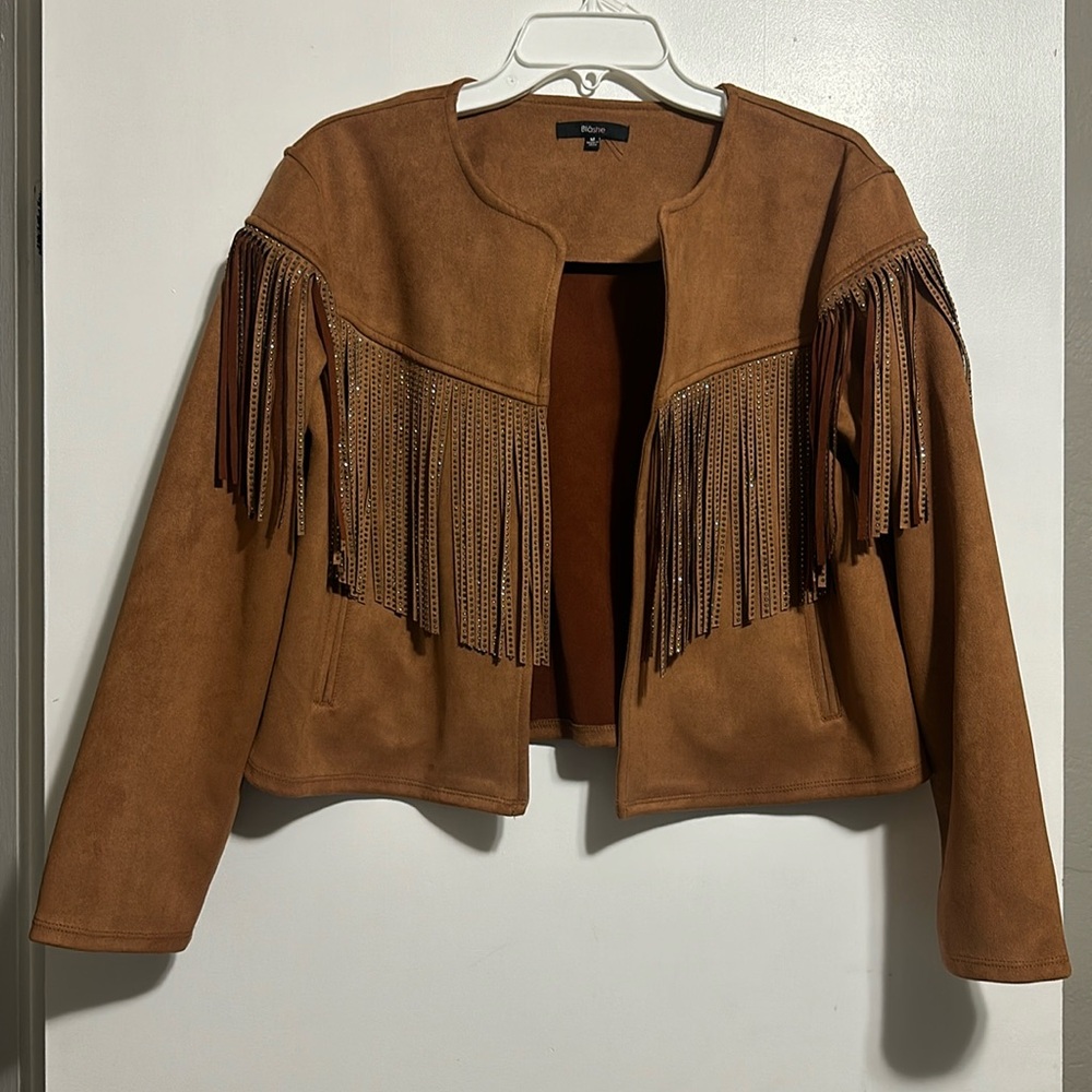 Women’s Faux suede fringe jacket size M.
